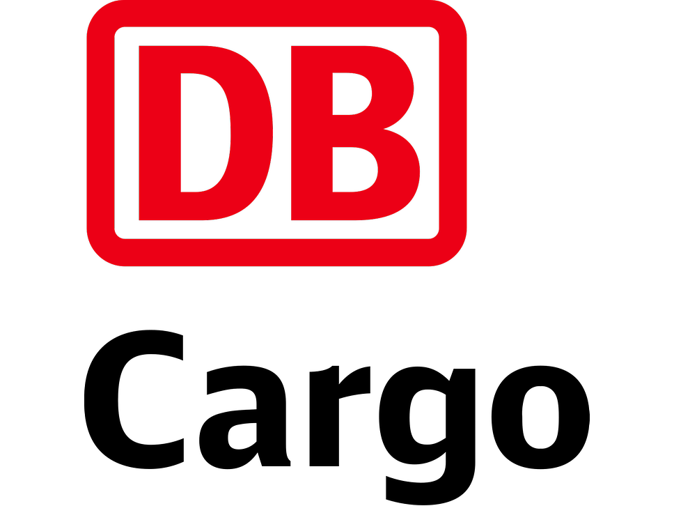 DB Cargo Schriftzug auf weißem Grund